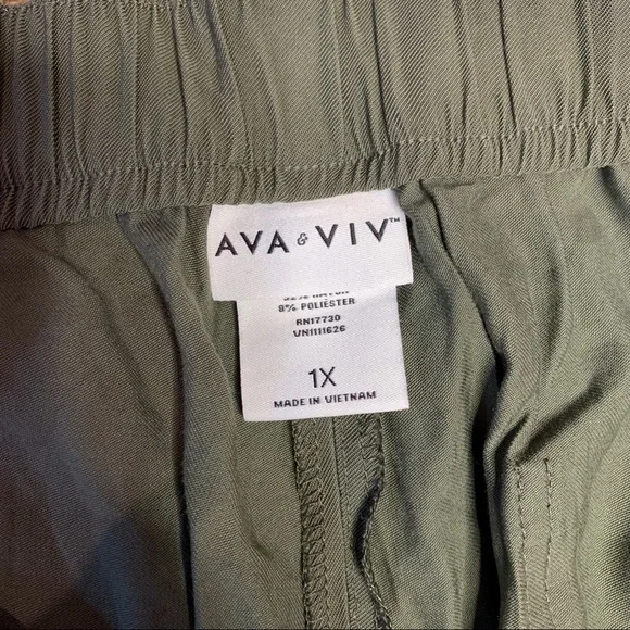 NWT Ava & Viv Olive Green Shorts - Picture 5 of 7